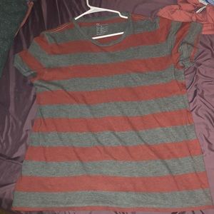 gap tee